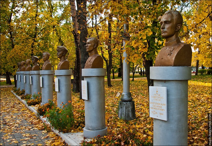 Аллея Славы в Острогожске